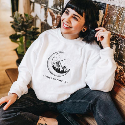"Moon Crescent There is No Planet B" - Eco Sweatshirt