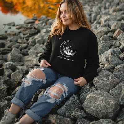 "Moon Crescent There is No Planet B" - Eco Sweatshirt